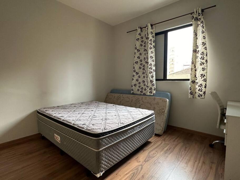 Santos-lindo- 2 Dorms- Suite- Familiar- Quadra Nº 84-apto 25 Apartamento
