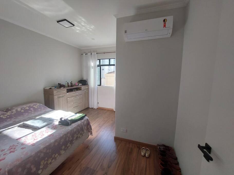 Santos-lindo- 2 Dorms- Suite- Familiar- Quadra Nº 84-apto 25 *